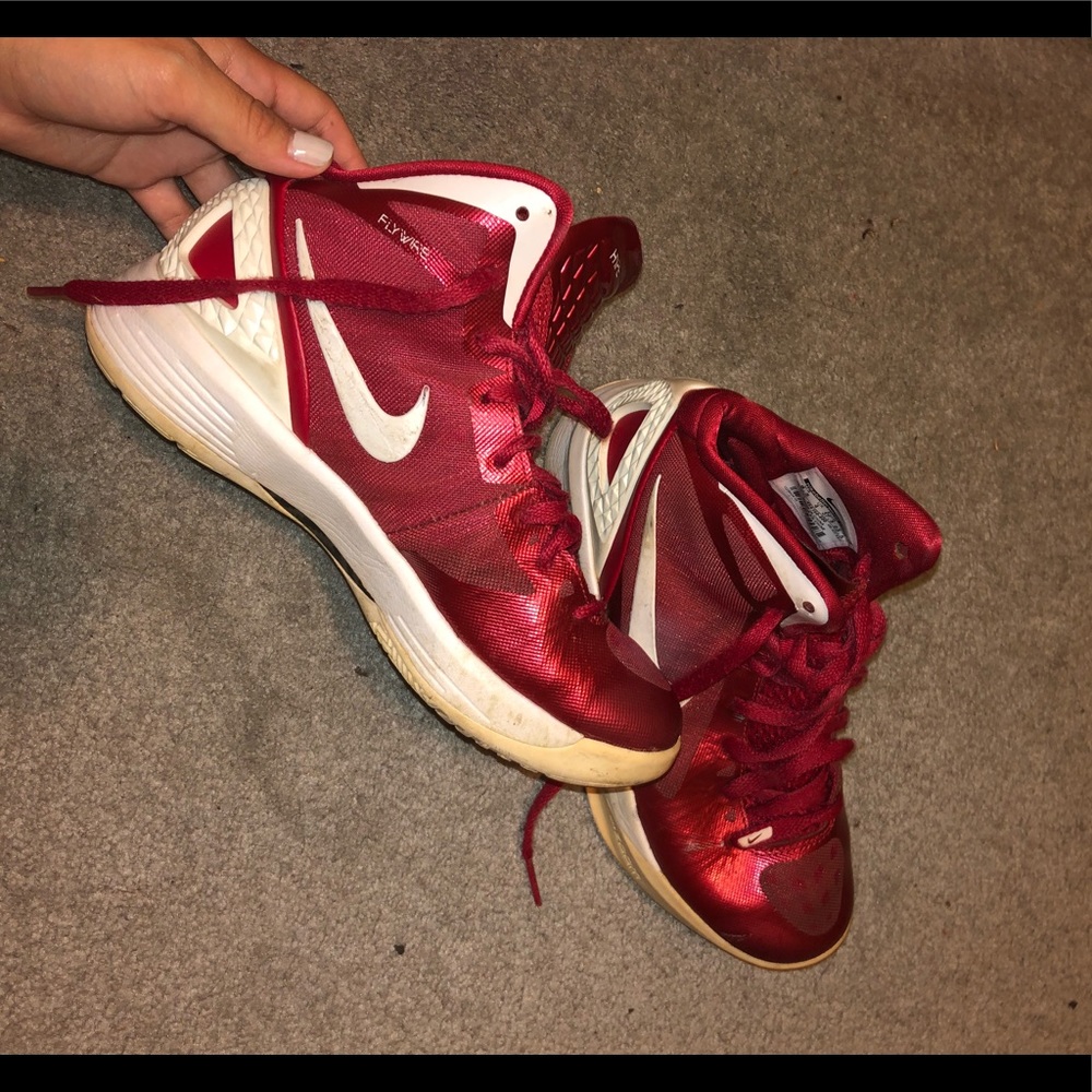 INDOOR WORN ONLY Nike Fly Wire basketball shoes